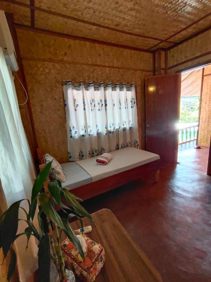 Purple Homestay Hillside كورون المظهر الخارجي الصورة