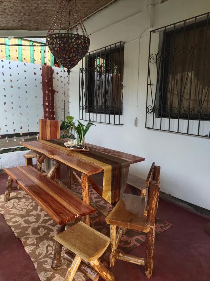 Purple Homestay Hillside كورون المظهر الخارجي الصورة